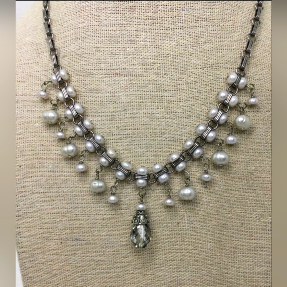 Dona S.F. Silvertone Pearl Fringe Necklace 16"